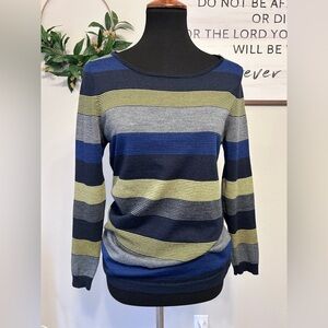 EAST 100% merino wool sweater